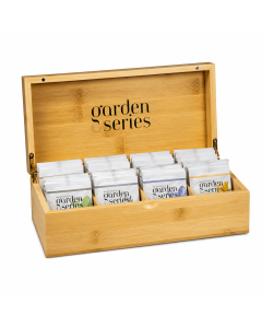 Open bamboe theekist van Garden Series met 8 vakken gevuld met theezakjes.