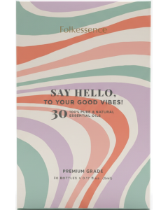 Folkessence Say Hello to Your Good Vibes aromatherapie cadeaupakket met 30 pure essentiële oliën op witte achtergrond.
