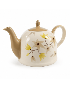 Theepot Liora 1900 ml met crèmekleurige basis, beige details en bloemendecoratie op een witte achtergrond.