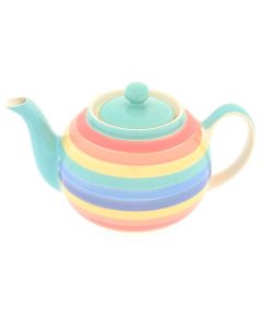 Vrijstaande productfoto van de handbeschilderde theepot Zola met regenboogstrepen op witte achtergrond.

